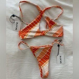 NEW San Clemente Set